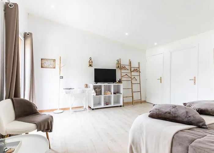 Domaine Mon Doux Reve 3*